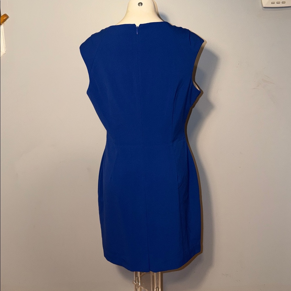 CALVIN KLEIN Ladies Cap Sleeve Ruched Sheath Dress. Royal Blue. Size 14. - Picture 6 of 10